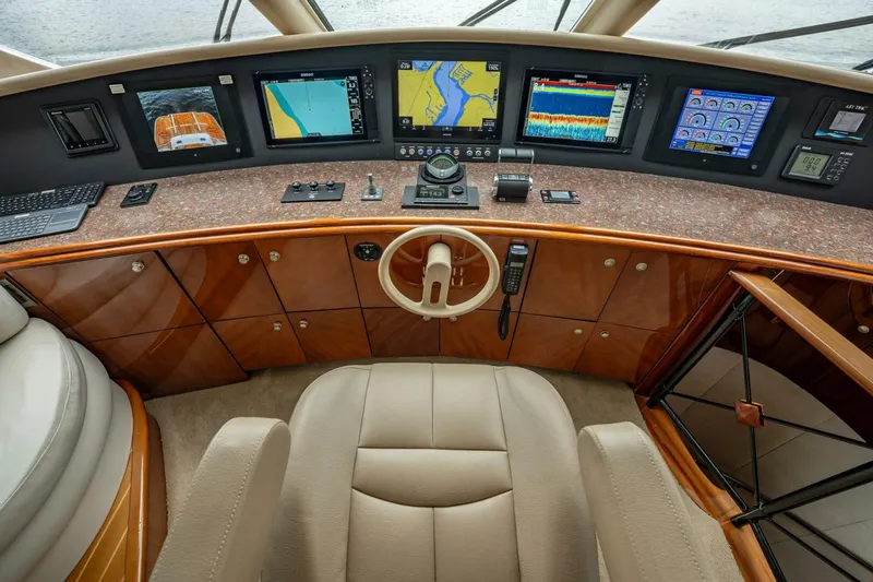 Slide: The Image of Lazzara Yachts 80 EB 2003 - 5607570