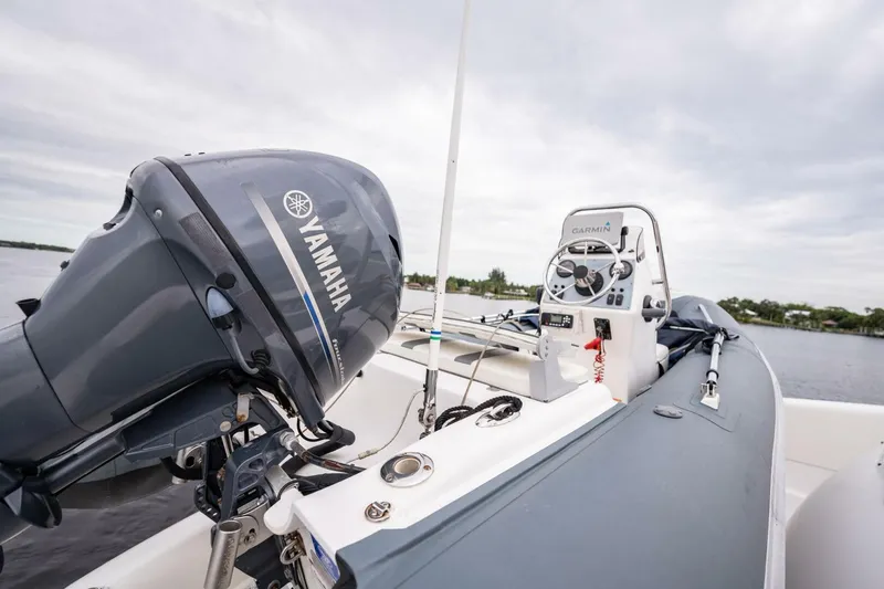 Slide: The Image of Lazzara Yachts 80 EB 2003 - 5607584