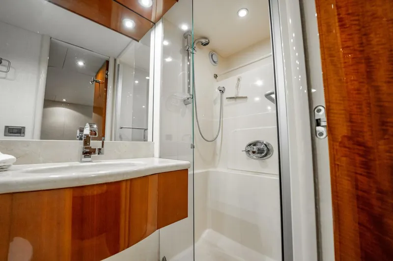 Slide: The Image of Lazzara Yachts 80 EB 2003 - 5607607