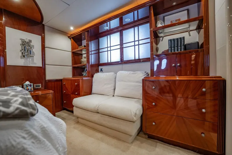 Slide: The Image of Lazzara Yachts 80 EB 2003 - 5607613