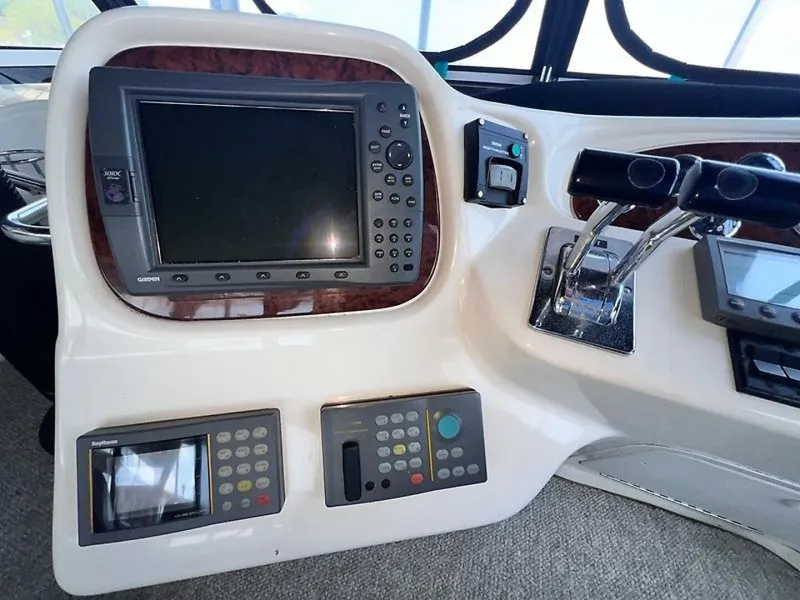 Slide: The Image of 0005303044 - 5535920