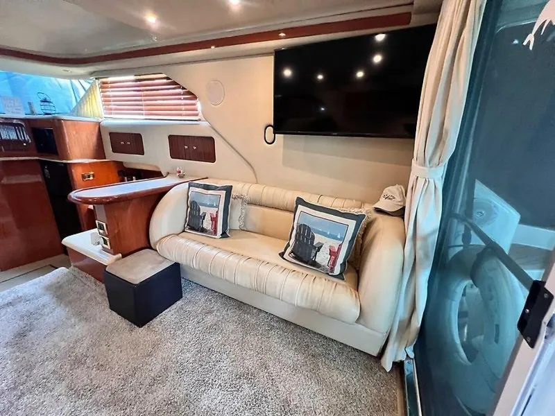 Slide: The Image of 0005303046 - 5535927