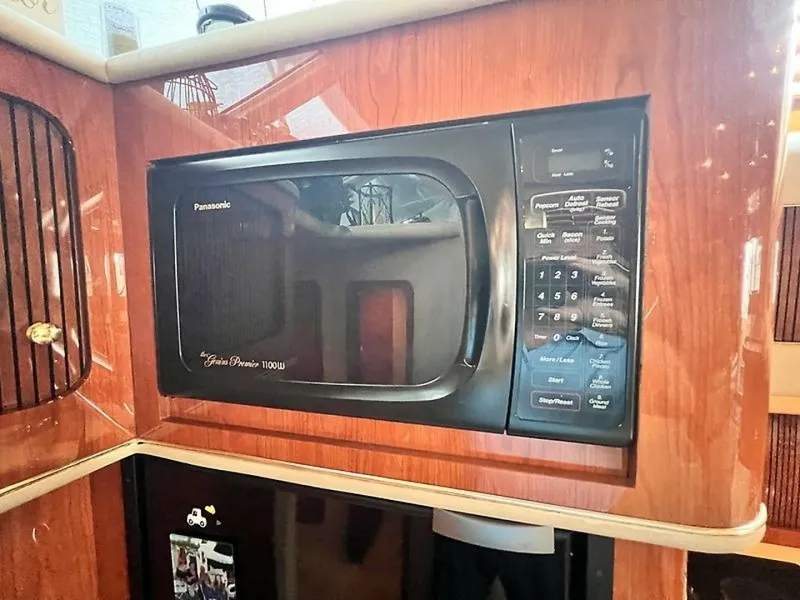 Slide: The Image of 0005303048 - 5535935