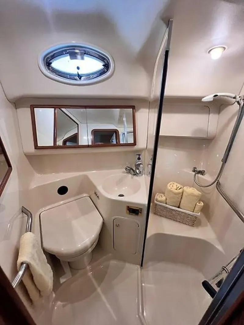 Slide: The Image of 0005303035 - 5535942