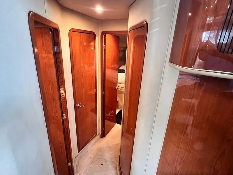 Slide: The Image of 0005302911 - 5535946