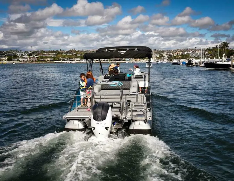 Slide: The Image of Vision V30 2025 - 5536084