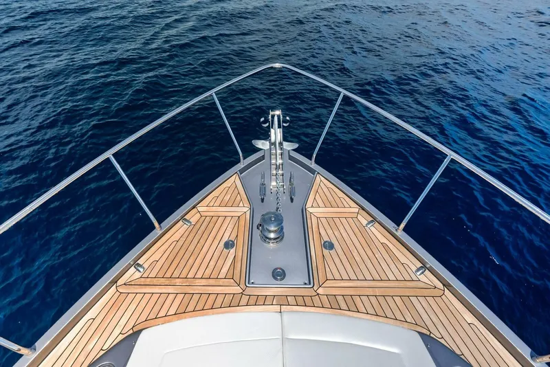 Slide: The Image of 2024 Pershing 6X Bow - 5536202