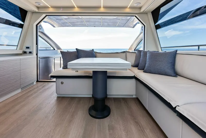 Slide: The Image of 2024 Pershing 6X Dinette - 5536197