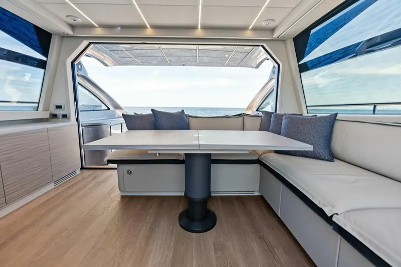 Slide: The Image of 2024 Pershing 6X Dinette - 5536199