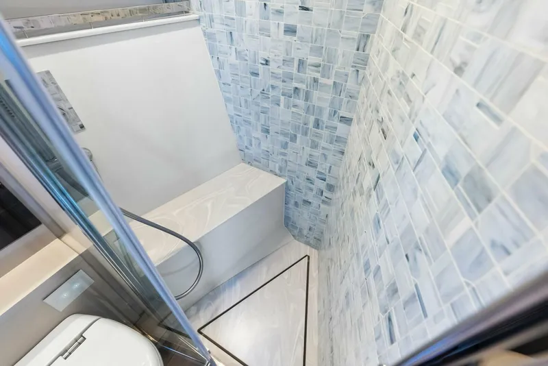 Slide: The Image of 2024 Pershing 6X Master Shower - 5536240