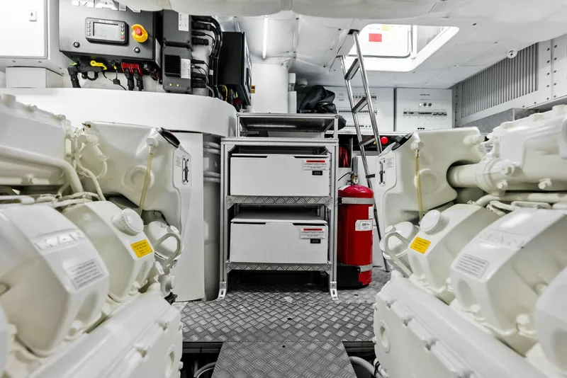 Slide: The Image of 2024 Pershing 6X Engine Room - 5536255