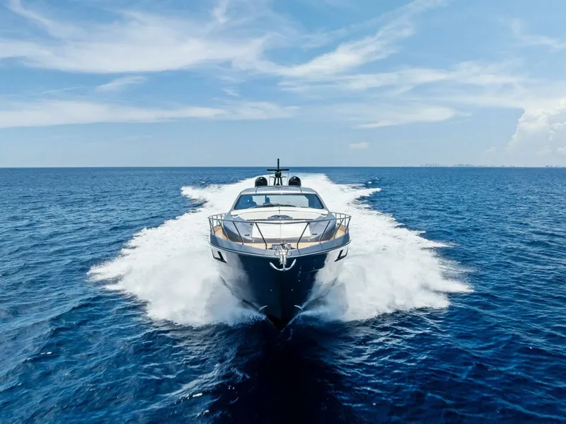 Slide: The Image of 2024 Pershing 6X - 5536272