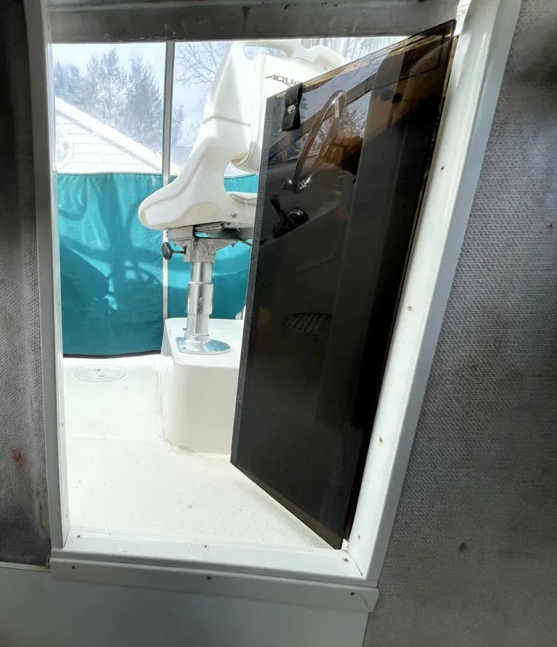 Slide: The Image of Aquasport 250 Explorer 2001 - 5867573