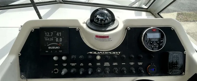Slide: The Image of Aquasport 250 Explorer 2001 - 7528666