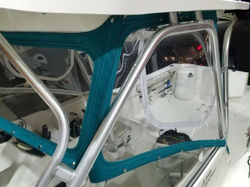 Slide: The Image of Aquasport 250 Explorer 2001 - 5867586