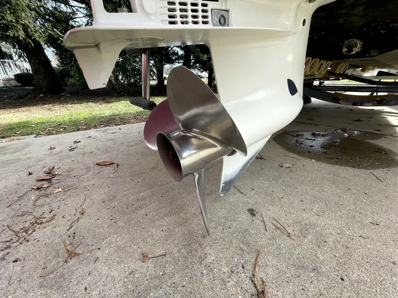 Slide: The Image of Aquasport 250 Explorer 2001 - 5867617