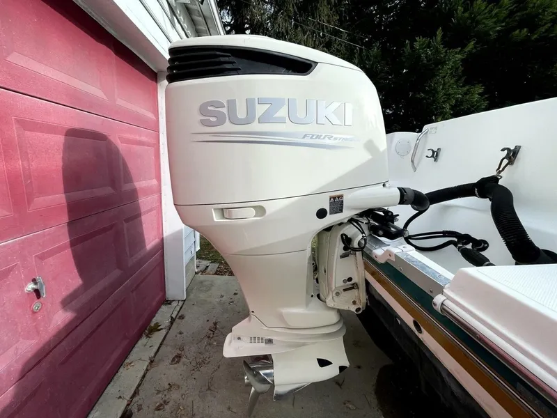 Slide: The Image of Aquasport 250 Explorer 2001 - 7528681