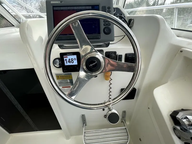 Slide: The Image of Aquasport 250 Explorer 2001 - 7528667