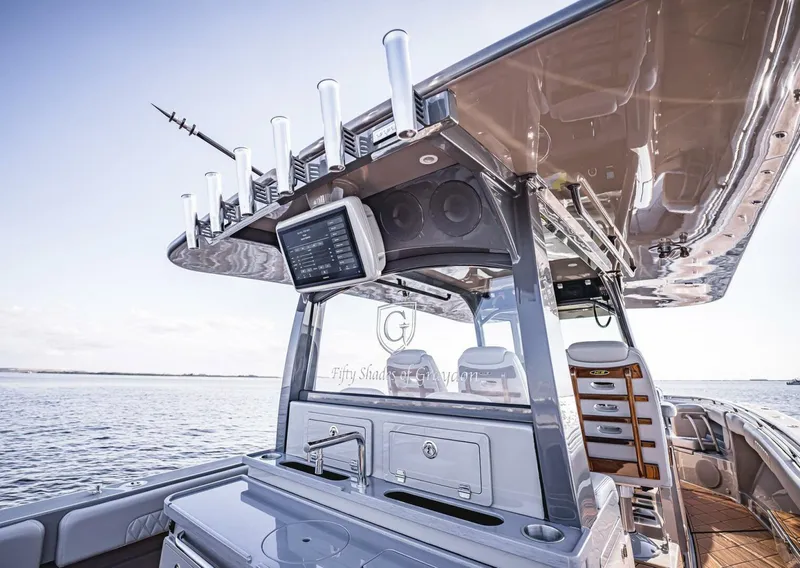 Slide: The Image of HCB 42 Lujo 2023 - 5537611