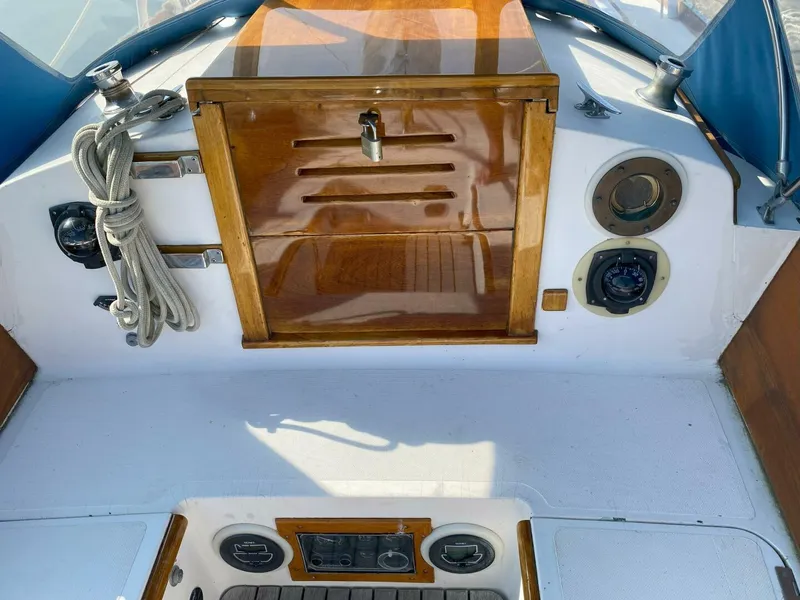 Slide: The Image of Hinckley Yachts Pilot 1964 - 5539319