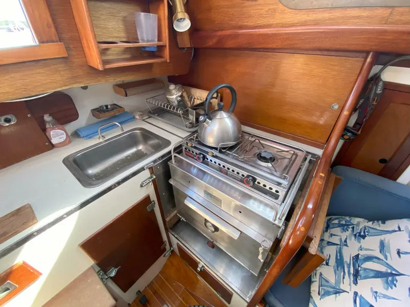 Slide: The Image of Hinckley Yachts Pilot 1964 - 5539323