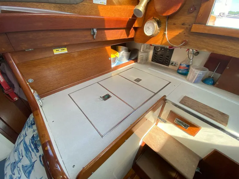 Slide: The Image of Hinckley Yachts Pilot 1964 - 5539324