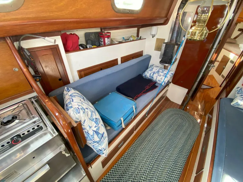 Slide: The Image of Hinckley Yachts Pilot 1964 - 5539329