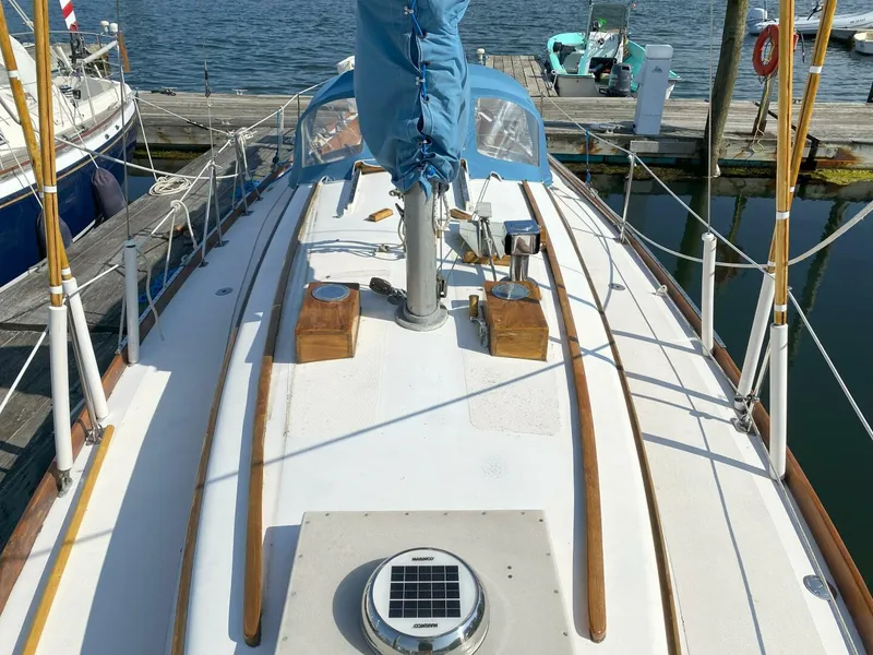 Slide: The Image of Hinckley Yachts Pilot 1964 - 5539315