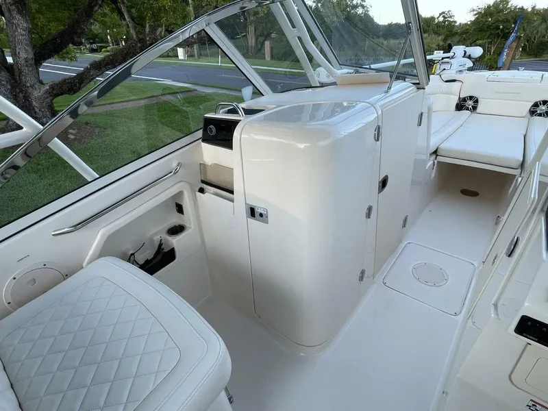 Slide: The Image of Grady-White 275 Freedom 2021 - 5537919