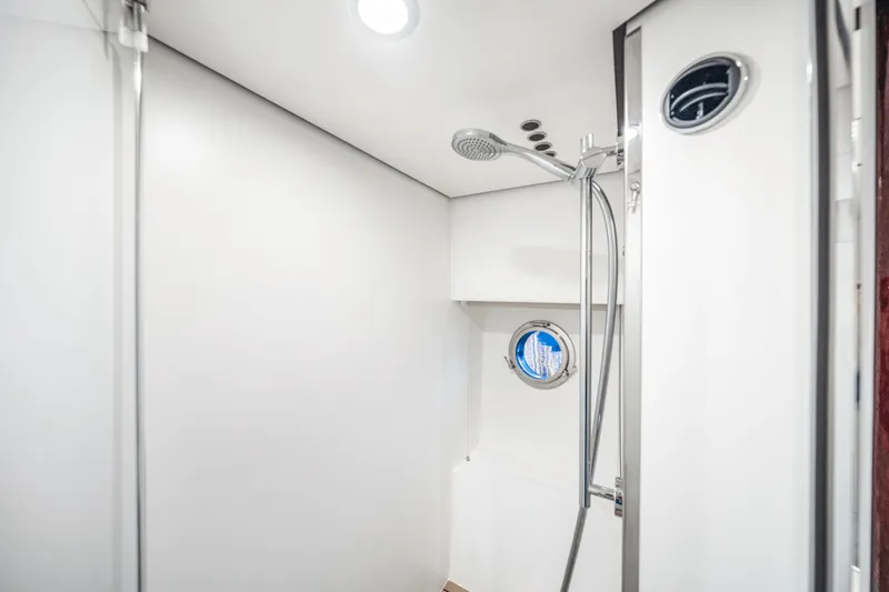 Slide: The Image of Azimut 60 FLYBRIDGE 2021 - 5538020