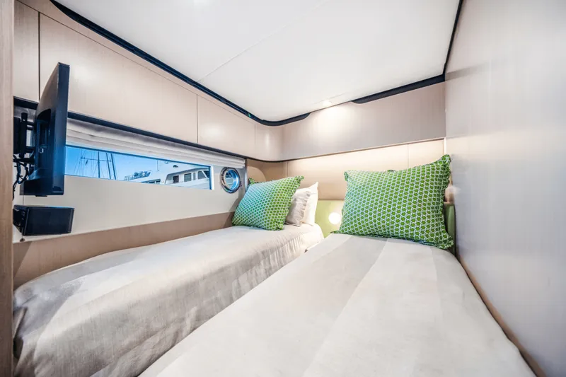 Slide: The Image of Azimut 60 FLYBRIDGE 2021 - 5538021