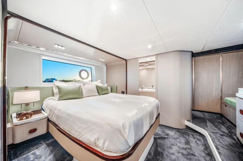 Slide: The Image of Azimut 60 FLYBRIDGE 2021 - 5538026