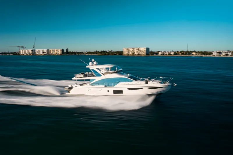 Slide: The Image of Azimut 60 FLYBRIDGE 2021 - 5538010