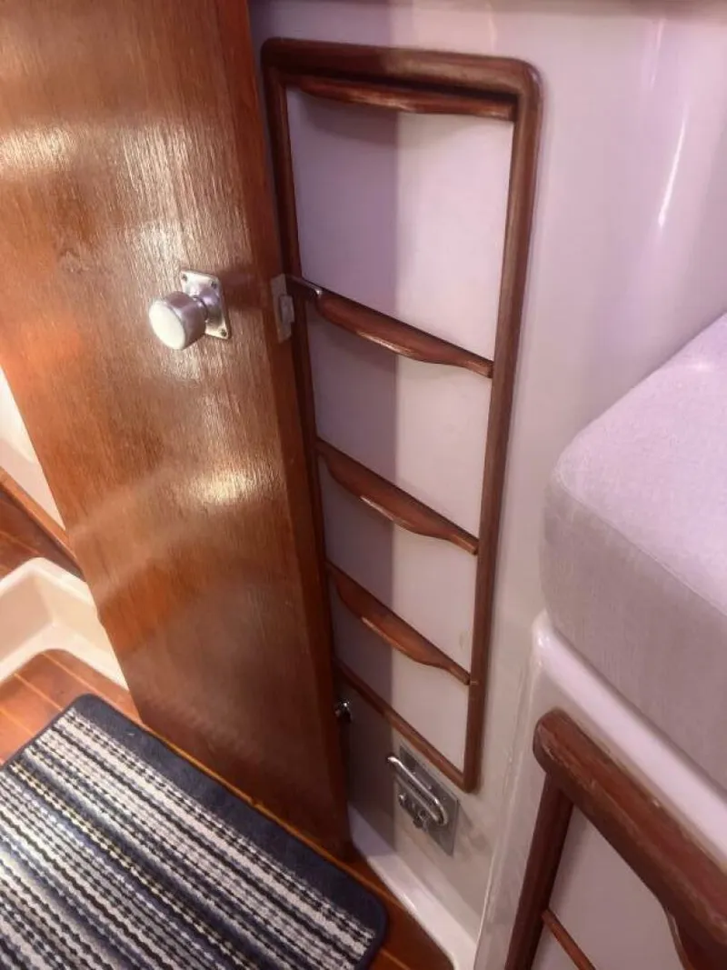 Slide: The Image of Plenty Of Storage - 5538192