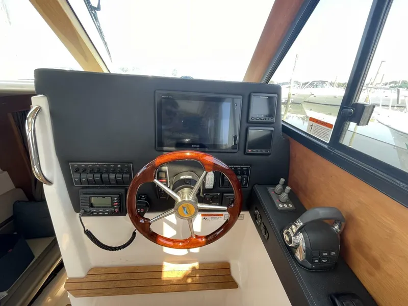 Slide: The Image of Cutwater C-28 2019 - 5538339