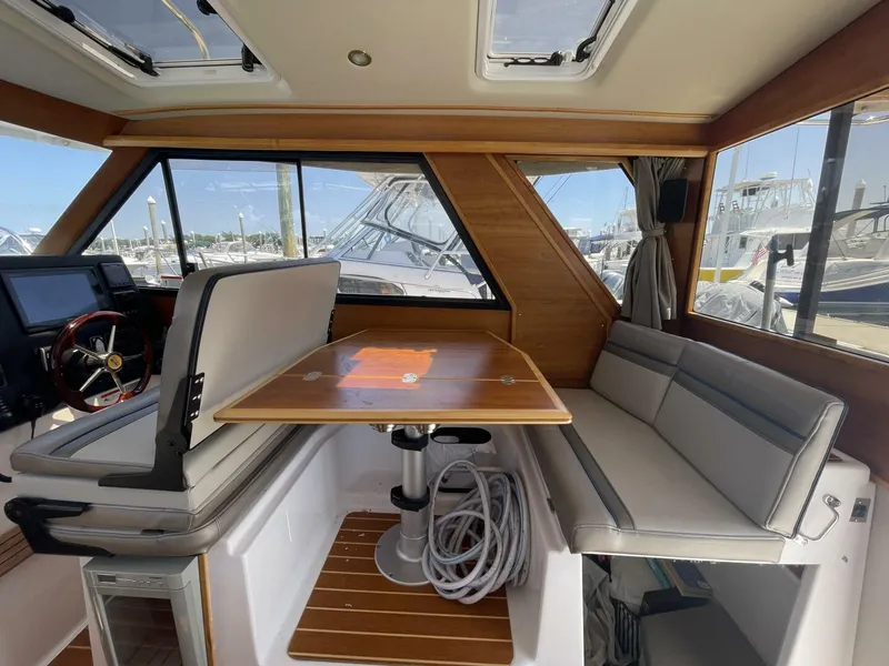 Slide: The Image of Cutwater C-28 2019 - 5538336