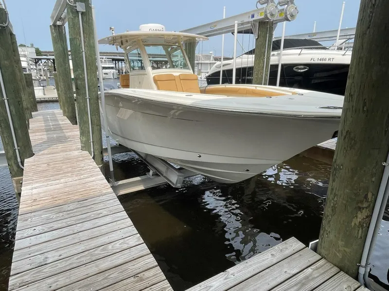 Slide: The Image of Scout 300 LXF 2015 - 5538294