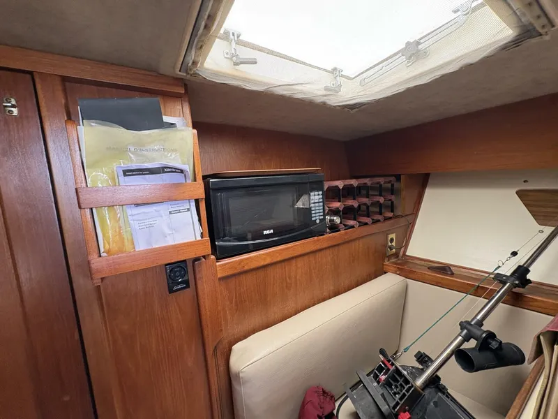 Slide: The Image of Trojan 32 1986 - 5538349