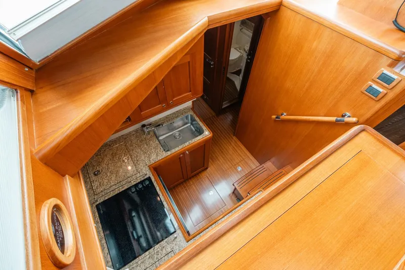 Slide: The Image of Grand Banks Eastbay 46 SX 2011 - 5538609