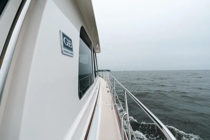 Slide: The Image of Grand Banks Eastbay 46 SX 2011 - 5538622