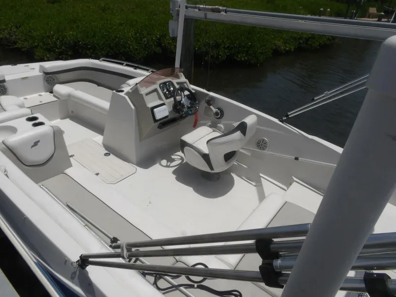 Slide: The Image of Starcraft 211SVX 2022 - 5538946