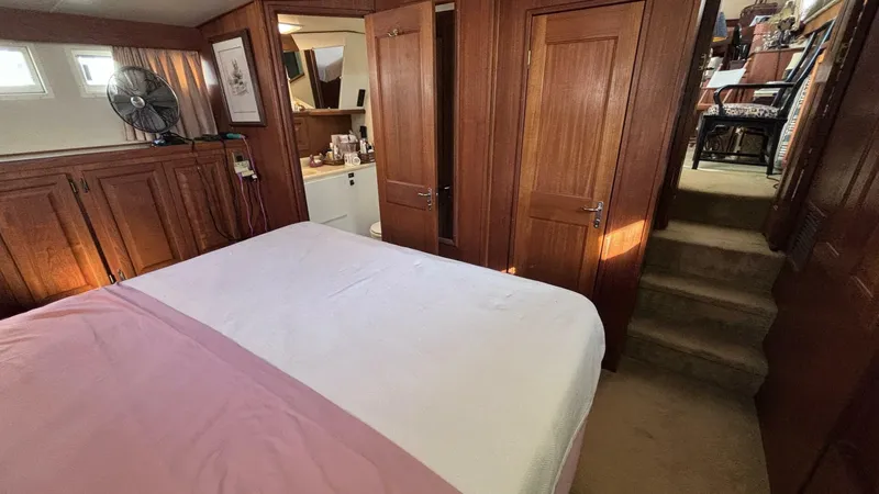 Slide: The Image of Viking Motor Yacht 1988 - 5555063