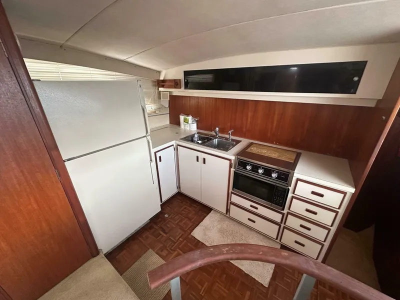 Slide: The Image of Bertram 42 1987 - 5577839