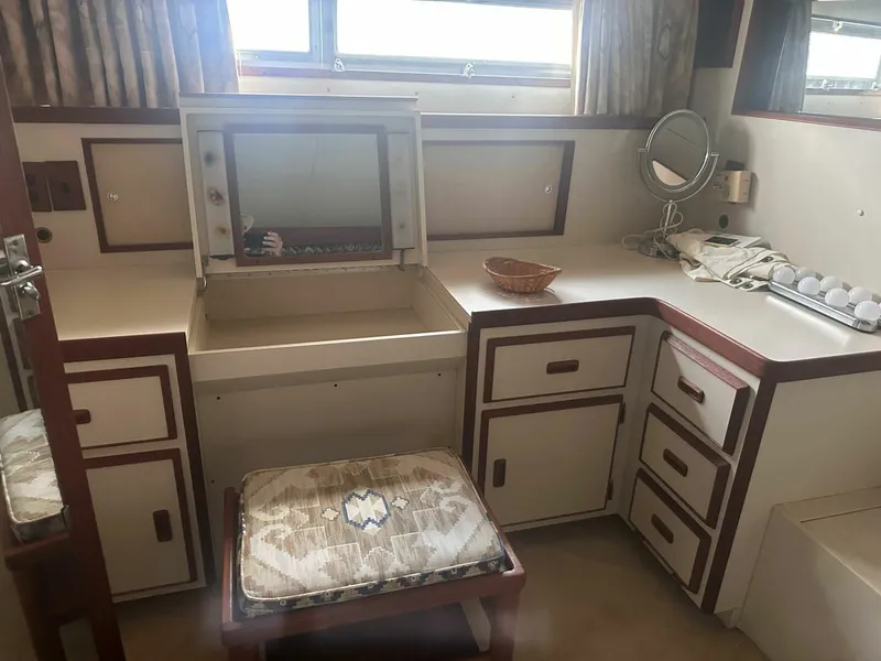 Slide: The Image of Bertram 42 1987 - 5577849