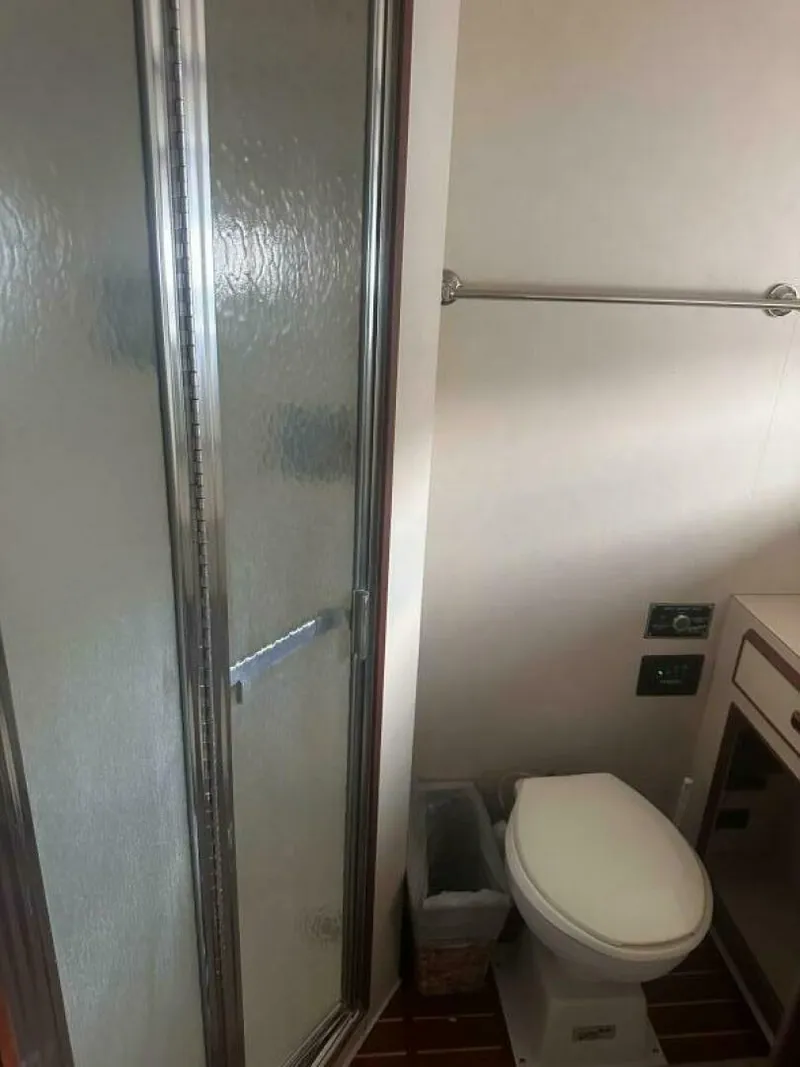 Slide: The Image of Bertram 42 1987 - 5577854