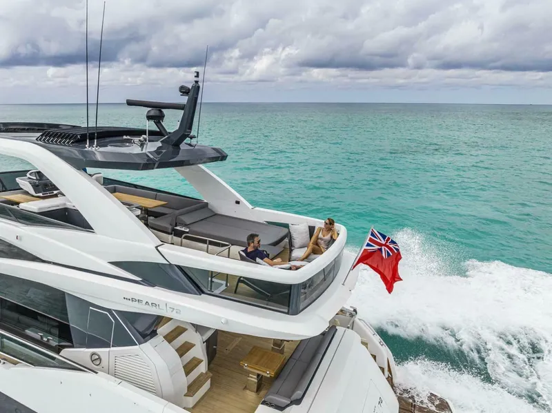 Slide: The Image of Pearl 72 2023 - 5538955