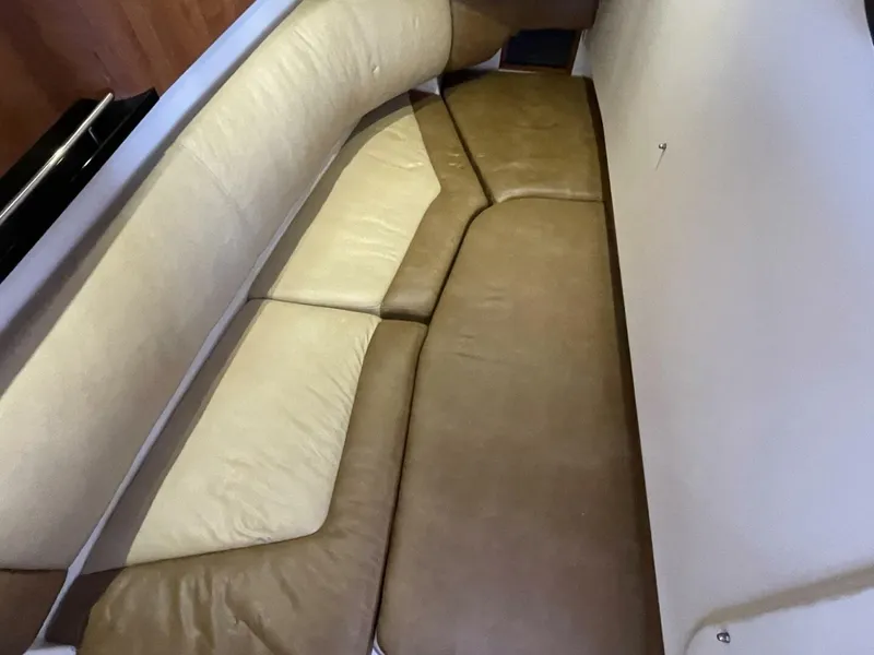 Slide: The Image of Grady-White 335 Freedom 2014 - 5539001