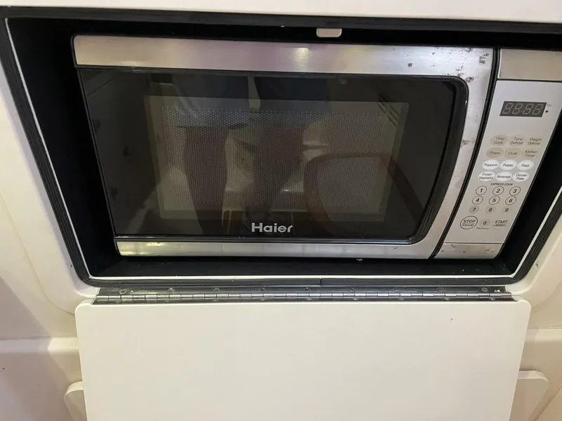 Slide: The Image of Grady-White 335 Freedom 2014 - 5539004