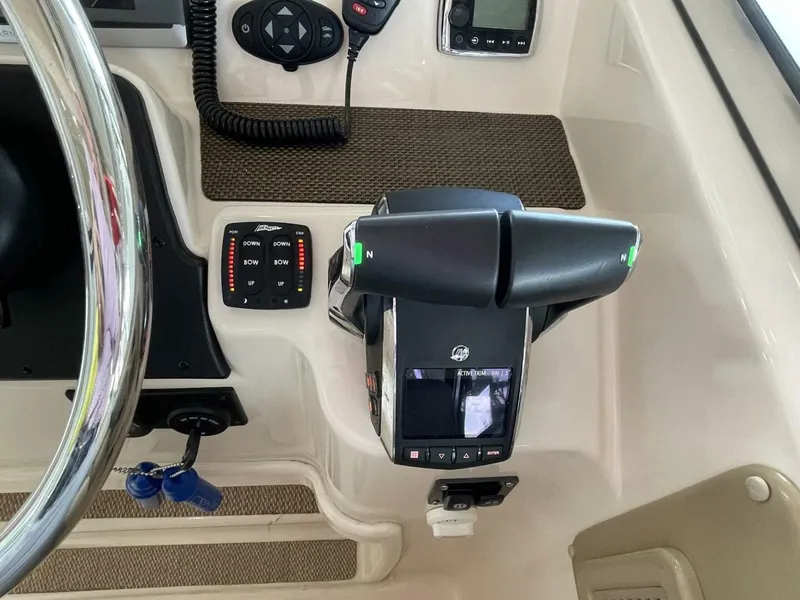 Slide: The Image of Grady-White 335 Freedom 2014 - 5539014