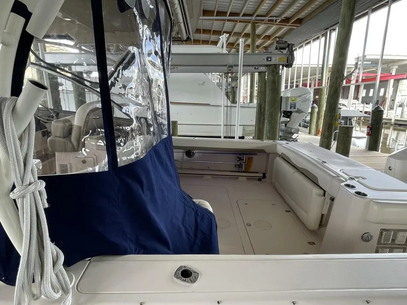 Slide: The Image of Grady-White 335 Freedom 2014 - 5539022